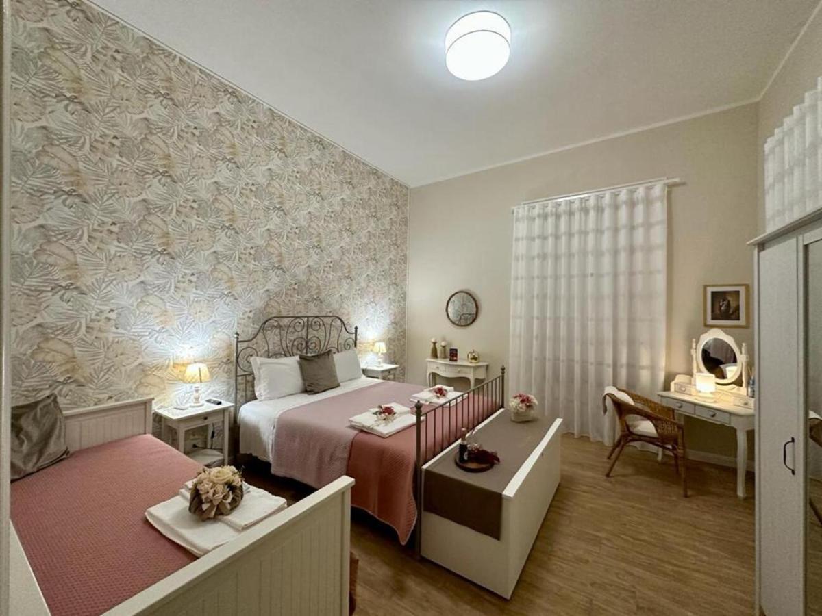 Olympus Holiday home *